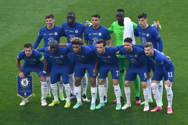 国际米兰vs利物浦全场数据：射门数6-8，控球率五五开（国际米兰对利物浦全场统计：射门6比8，控球势均力敌）