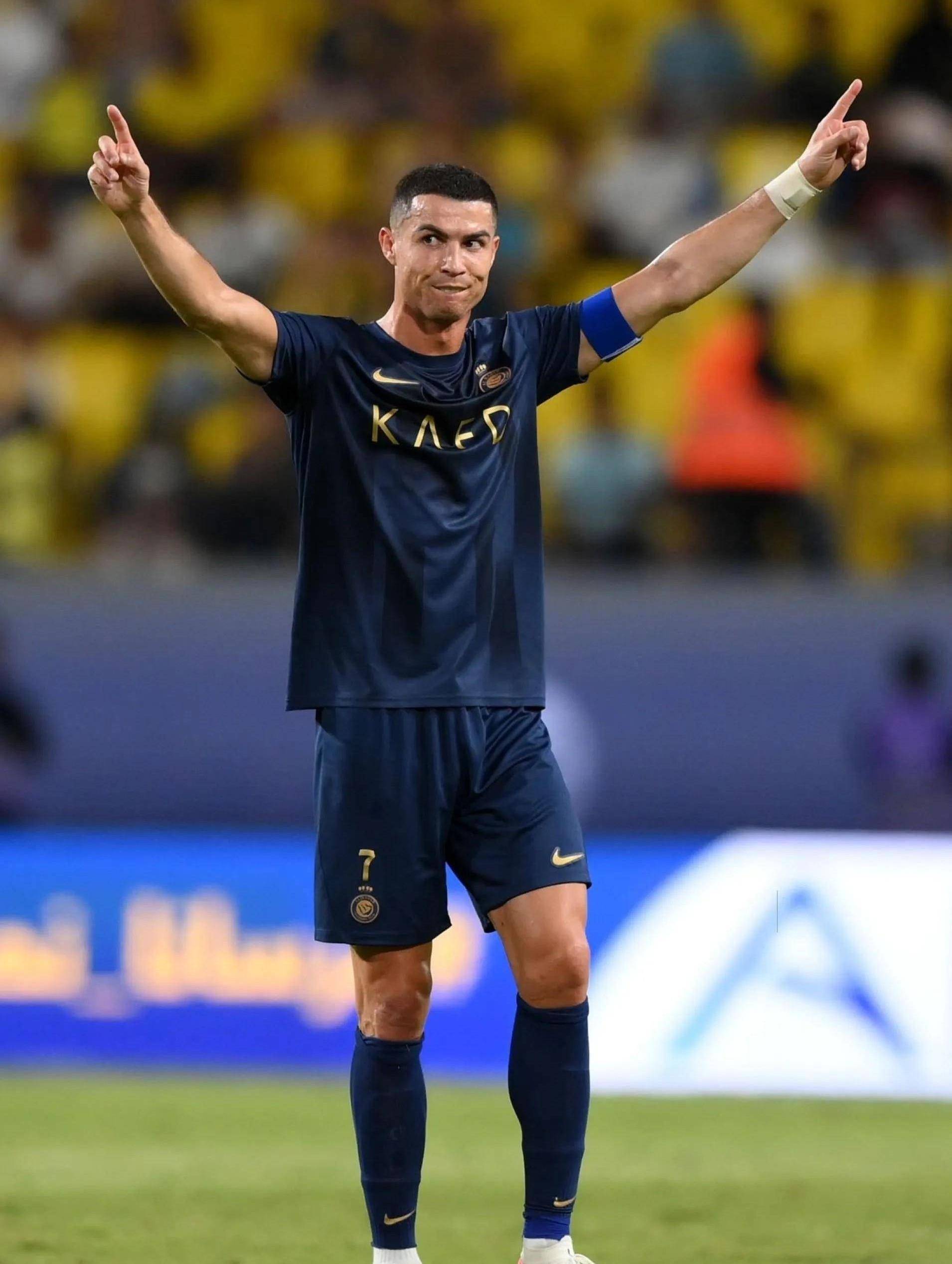 世体：巴萨仍考虑签格里马尔多；坎塞洛、穆尼奥斯也愿意加盟（世体：巴萨仍有意引进格里马尔多；坎塞洛、穆尼奥斯亦愿加盟）