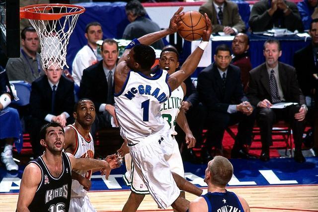 詹姆斯关键上篮锁定胜利（詹姆斯关键上篮定胜局）