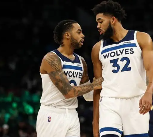 队报：巴黎在考虑引进一名右路后防多面手，有意埃里克-加西亚（队报：巴黎考虑补强右路防线，锁定多面手埃里克-加西亚）