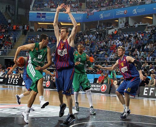 德乙半场：里斯进球被吹后再度破门，菲尔特1-2柏林赫塔（德乙半场：里斯先遭判无效后再度破门，菲尔特暂1-2落后柏林赫塔）