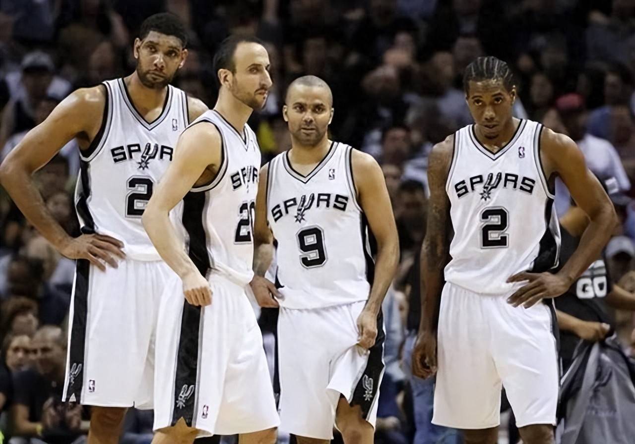 意媒：DV9等四名合同到期球员离队可能为尤文节省下3190万欧（意媒：DV9等四名到期球员若离队，尤文可节省3190万欧）