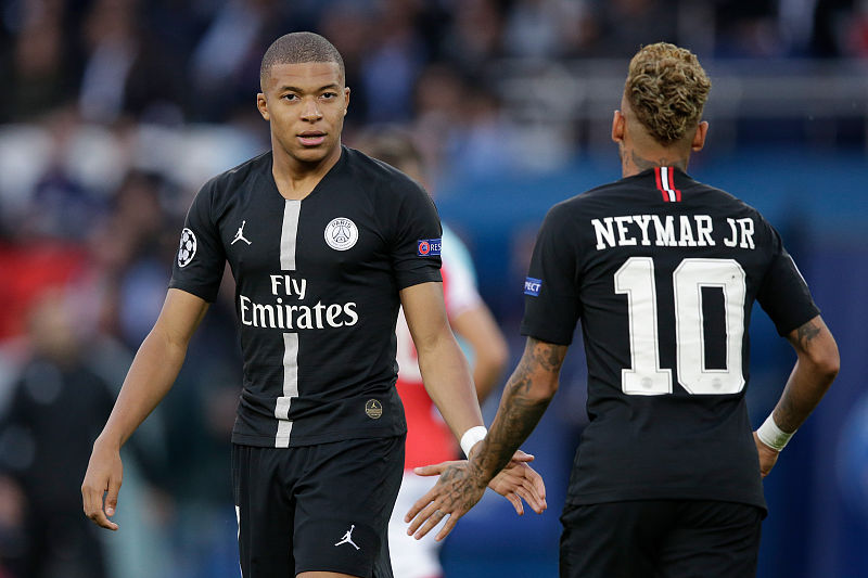 唐田：我们都希望瓦科留下来，职业队的人员交流和转会很正常（唐田：盼瓦科留队，职业球队人员流动与转会属常态）