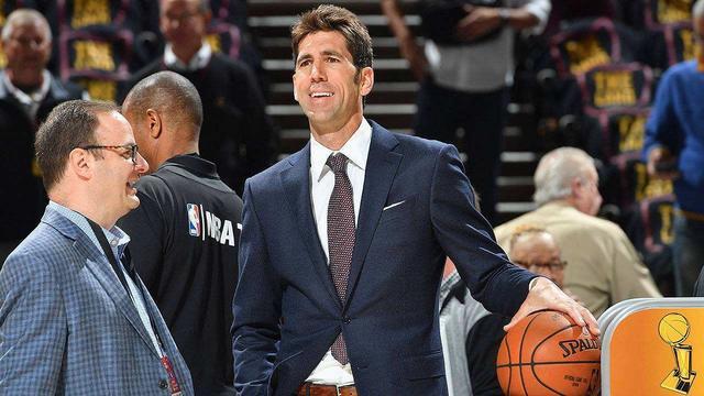 本轮亚冠精英观众人数：成都27836人居首，申花第4，海港第5（亚冠精英本轮上座人数榜：成都以27836人领跑，申花第4、海港第5）