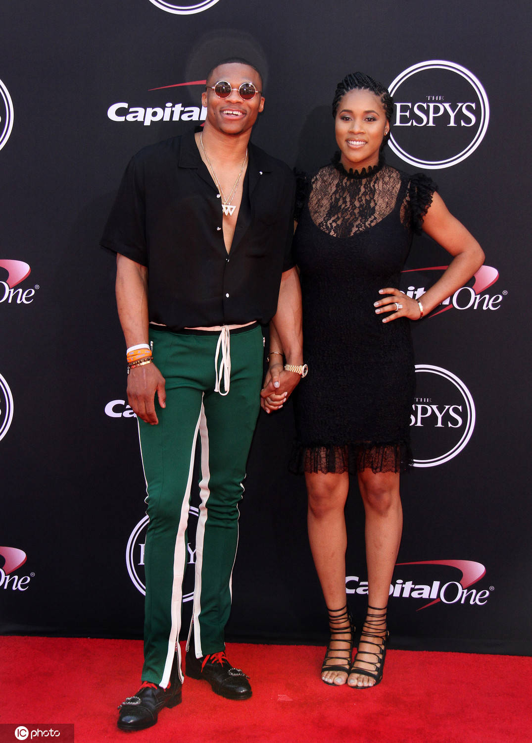 刘若钒：给自己的赛季表现打及格分；穆斯卡特提高了我的自信（刘若钒自评赛季仅及格，称穆斯卡特让他更自信）